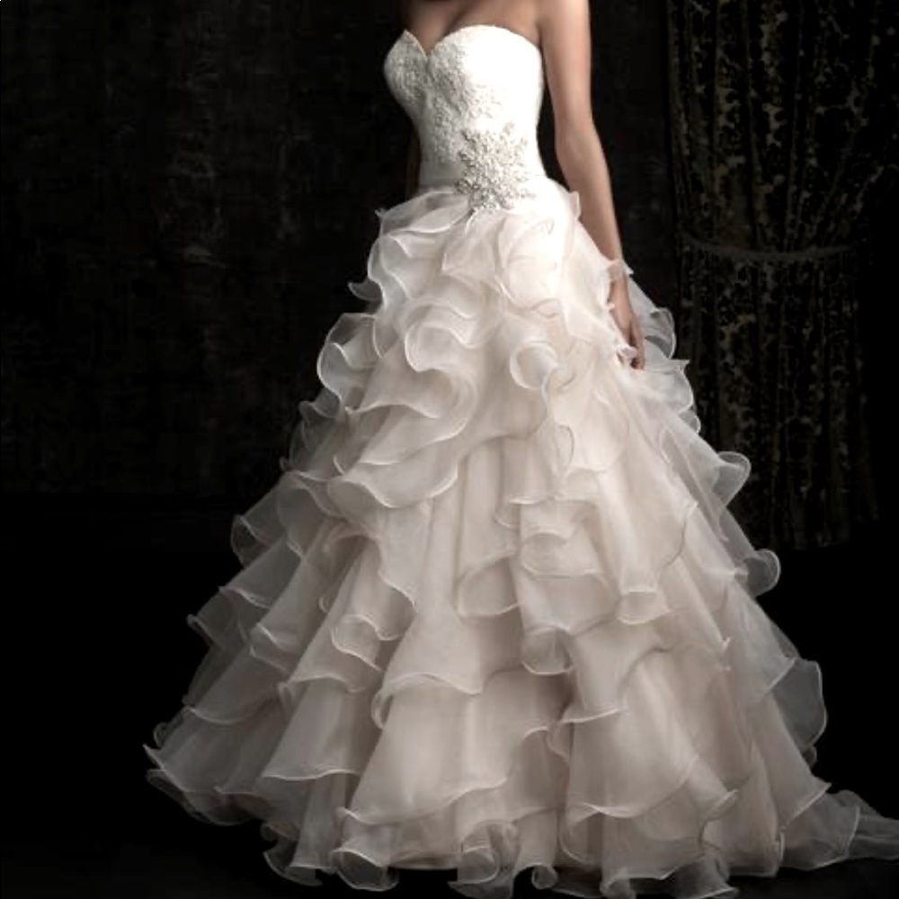 Allure bridal wedding dress